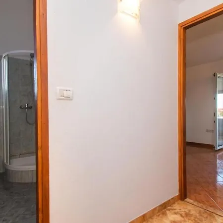 Family Friendly Apt With A Swimming Pool 宁
